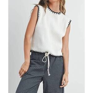 NEW BUTTERMELON solid cap sleeve sweater vest in ivory/black